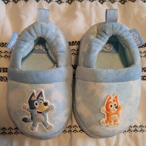 Bluey slippers size small